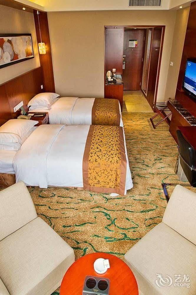 International Hotel Yichang Exterior photo